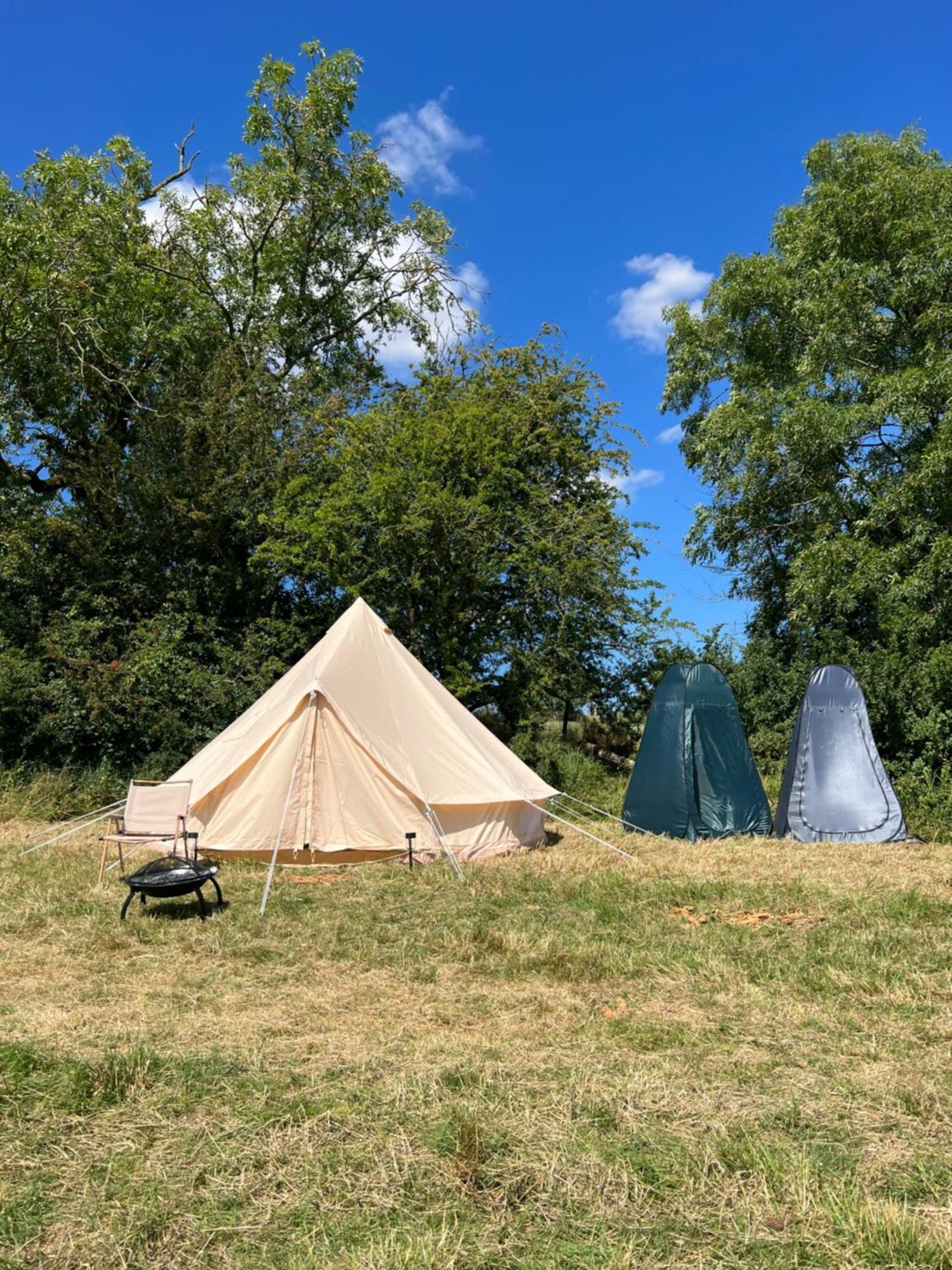 Bell Tent 4M Fossewold Farm Camping Moreton-in-Marsh Exterior foto