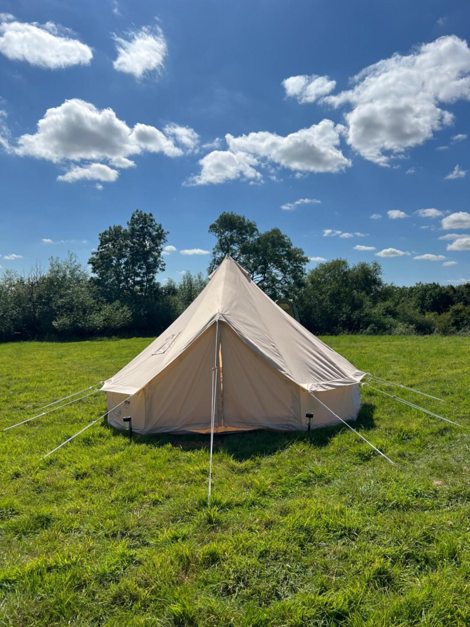 Bell Tent 4M Fossewold Farm Camping Moreton-in-Marsh Exterior foto