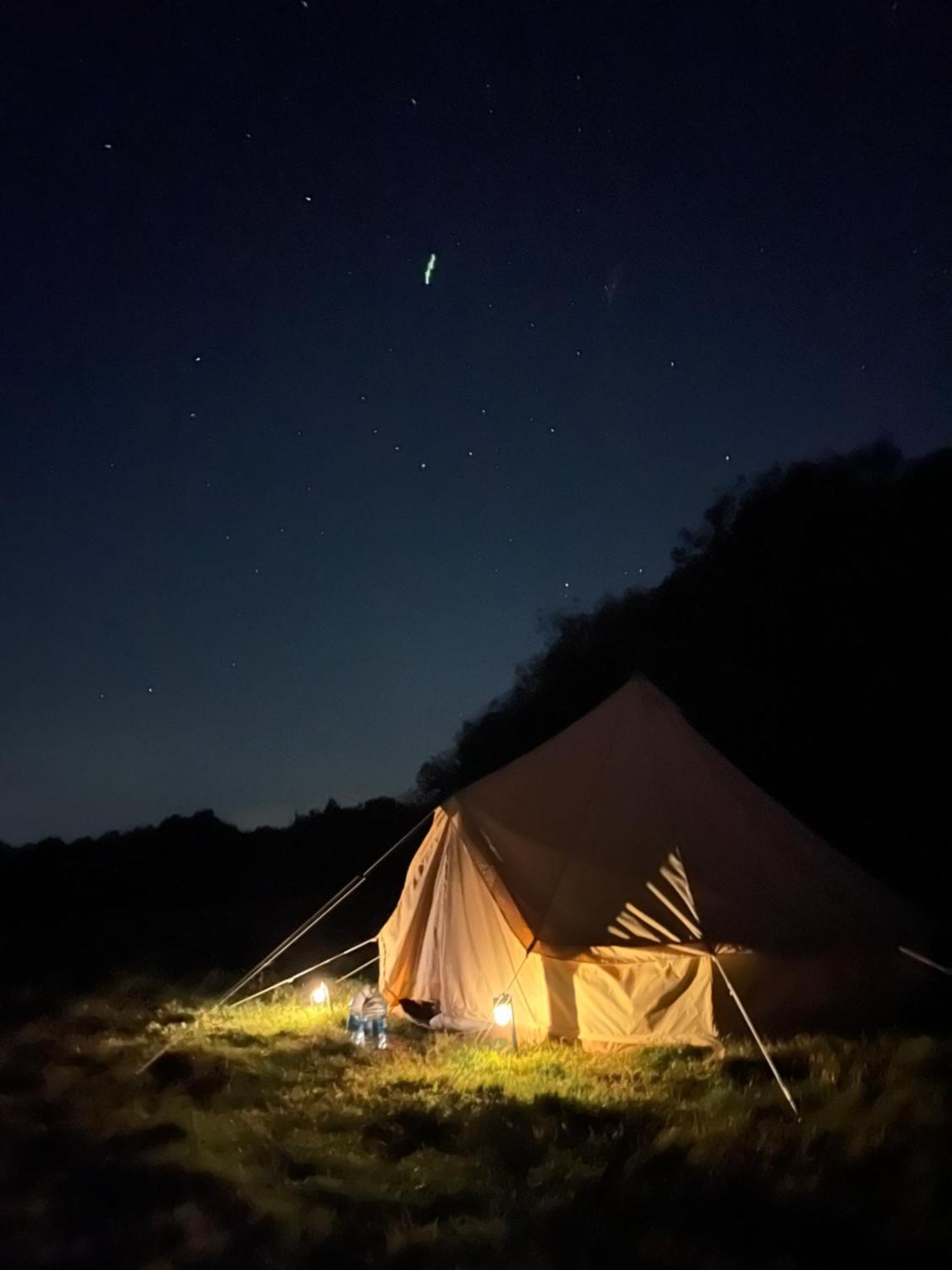 Bell Tent 4M Fossewold Farm Camping Moreton-in-Marsh Exterior foto