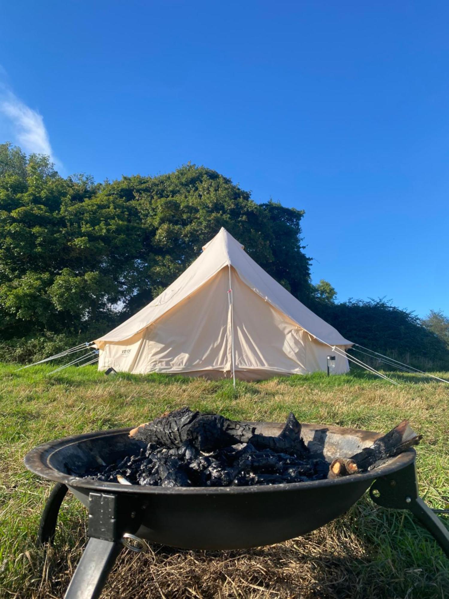 Bell Tent 4M Fossewold Farm Camping Moreton-in-Marsh Exterior foto